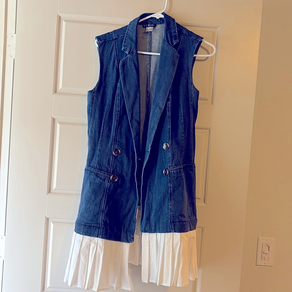 Venus dress sz 4